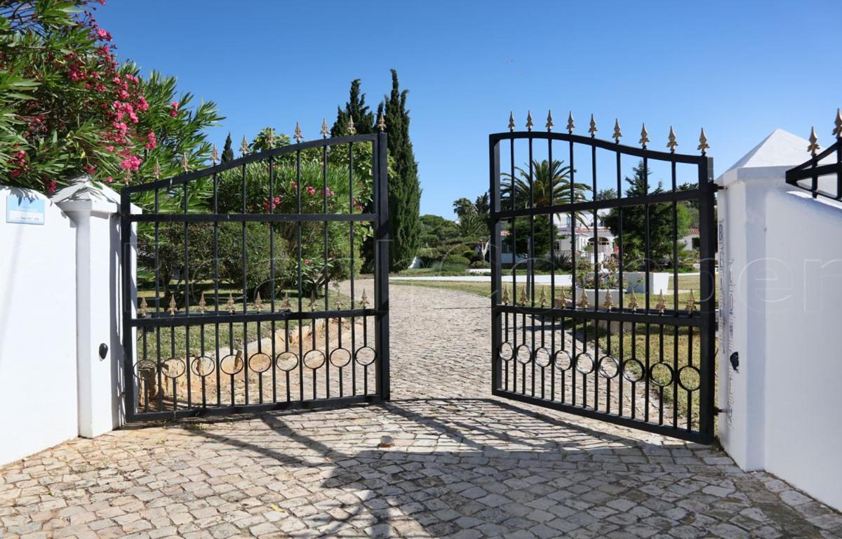 Casa Beachcomber Le Jardin Des Arts Lagos Dış mekan fotoğraf